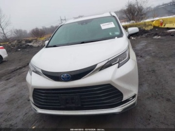 Toyota Sienna III 2022 Toyota Sienna XLE, 2022r., 2.5L 2.5 Hybryda 189KM, zdjęcie 6