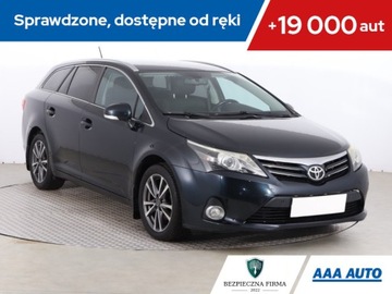 Toyota Avensis III Wagon Facelifting 2.0 D-4D 124KM 2012 Toyota Avensis 2.0 D-4D, Navi, Klima, Klimatronic