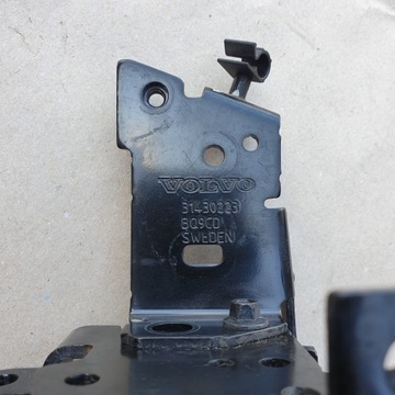 УСТАНОВОЧНЫЙ КРОНШТЕЙН VOLVO XC90 II 2.0 XC40