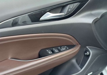 Opel Insignia II Sports Tourer 2.0 Turbo 260KM 2017 Opel Insignia 2.0T 260KM 4x4 Aut Voll Full LED Key-less Serwis Dla wymagaj, zdjęcie 28