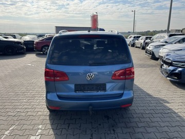 Volkswagen Touran II 2.0 TDI 140KM 2015 Volkswagen Touran Klimatronik Podgrzewanie Parktro, zdjęcie 1