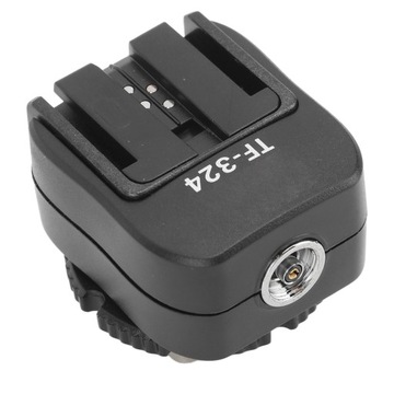 Adapter gorącej stopki lampy błyskowej z portem