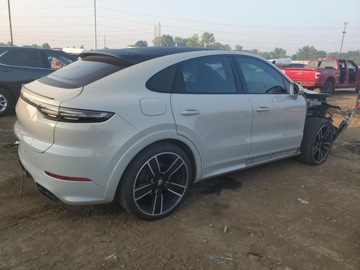 Porsche Cayenne III 2022 Porsche Cayenne Coupe 2022 3.0l 3.0 Benzyna 335KM, zdjęcie 3