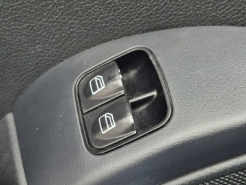 Mercedes CLC 1.8 (180 Kompressor) 143KM 2008 Mercedes CLC Benzyna, 143KM, Coupe, Zadbany, zdjęcie 32