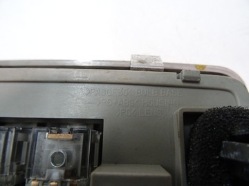 OPEL ANTARA LAMPA POLSTROVÁNÍ OSVĚTLENÍ KABINY