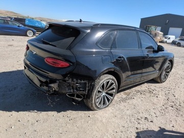 Bentley Bentayga 2021 Bentley Bentayga 2021 4.0l 4.0 Benzyna 542KM, zdjęcie 3