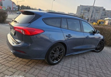 Ford Focus IV Hatchback 1.5 EcoBoost 150KM 2019 Ford Focus ST-Line - Full Led - Skora - Navi - Full Opcja 1.5 Benzyna, zdjęcie 6