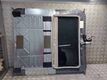 SPORTAGE I ЭЛЕКТРИЧЕСКИЙ ЛЮК НА КРЫШЕ