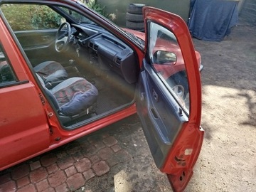 Daihatsu Charade G100 1.0 TD 48KM 1991 DAIHATSU CHARADE III (G100, G101, G102) 1.0 TD (G101) 48 KM, zdjęcie 6