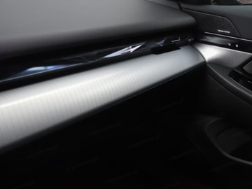 BMW Seria 5 G90-91 Sedan Plug-In 2.0 30e 299KM 2025 BMW Seria 5 530e Sport Sedan 2.0 (299KM) 2025, zdjęcie 10