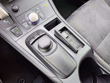 Lexus CT Hatchback 5d Facelifting 200h 136KM 2017 Lexus CT 1.8 Hybryda 136KM Prestige AT Kamera Tempomat Salon PL 1.8, zdjęcie 19