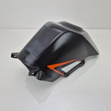 KTM RC 125 390 14- 17 ВЕРХНЯЯ КРЫШКА БАКА ОБТЕКАТЕЛЬ