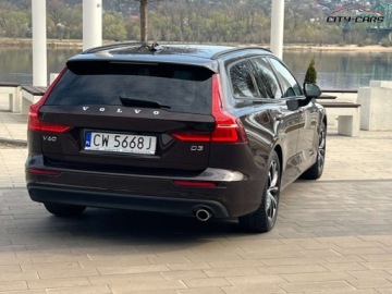 Volvo V60 I Kombi Facelifting 2.0 D3 DRIVE-E 150KM 2018 Volvo V60 2.0 Diesel 150KM LIFT Lakier w orygiale Bardzo zadbane, zdjęcie 30