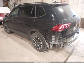 Volkswagen Tiguan III 2024 Volkswagen Tiguan 2024r., 2.0L 2.0 Benzyna 184KM, zdjęcie 2