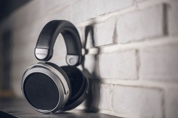 УДОБНЫЕ ПЛАНАРНЫЕ АУДИОФИЛЬНЫЕ ПРОВОДНЫЕ НАУШНИКИ HiFiMAN