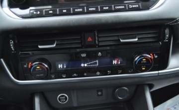 Nissan Qashqai III Crossover 1.3 DIG-T MHEV 158KM 2022 Nissan Qashqai Automat Benzyna Kamera 360 Nawigacja 1.3 Benzyna 158KM, zdjęcie 25