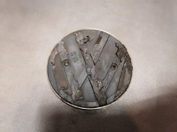 ЭМБЛЕМА ЗАДНЕЙ ДВЕРИ VW POLO IV 6Q0853630