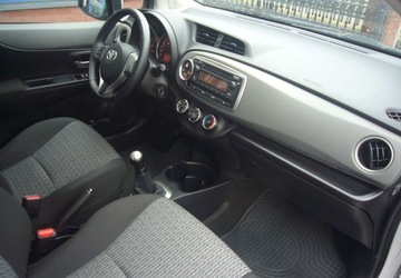Toyota Yaris III Hatchback 5d 1.0 VVT-i 69KM 2013 Toyota Yaris Toyota Yaris III Salon PL - I wlasciciel Benzyna 69KM, zdjęcie 17