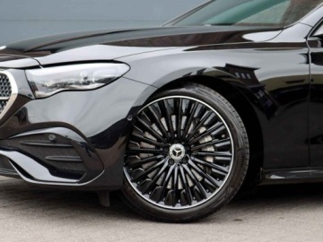 Mercedes Klasa E W214 Sedan 2.0 220d 197KM 2026 E Klasa 220 d 4-Matic AMG 2.0 (moc 197 KM) 2026, zdjęcie 11
