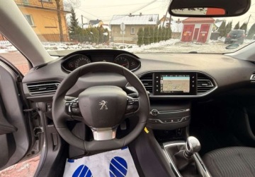 Peugeot 2015 Peugeot 308 ALLRUE 1.6HDi 120ps 6Biegow PanoramaDach LEDY NawiKamera Serwi, zdjęcie 28