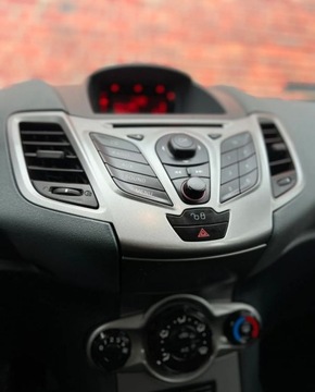 Ford Fiesta VII Hatchback 5d 1.25 Duratec 82KM 2011 Ford Fiesta Klima Isofix Gwarancja w cenie Warszawa VRAL 1.2 Benzyna 82KM, zdjęcie 18