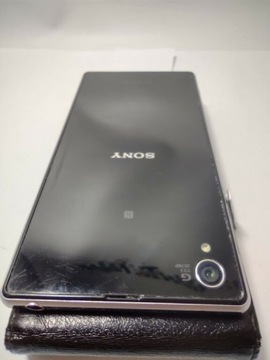 Смартфон Sony XPERIA Z1 2 ГБ/16 ГБ черный