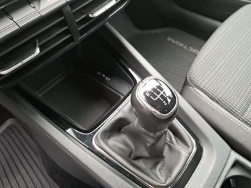 Skoda Octavia IV Scout 1.5 TSI ACT 150KM 2022 Skoda Octavia 1.5 Benzyna 150KM, zdjęcie 19