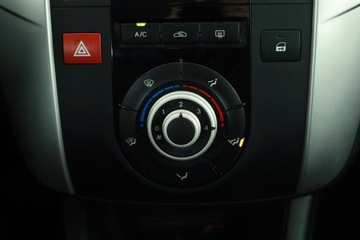 Kia Venga Mikrovan 1.4 DOHC CVVT 90KM 2010 Kia Venga 1.4 CVVT, Salon Polska, 1. Właściciel, zdjęcie 9