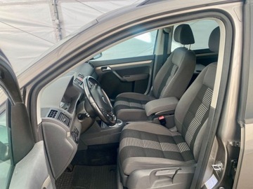 Volkswagen Touran I 1.4 TSI 140KM 2008 Volkswagen Touran Automat 1.4 Benzyna 140KM, zdjęcie 19