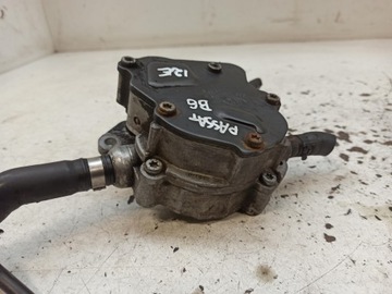 VOLKSWAGEN PASSAT B6 1.9 TDI ВАКУУМНЫЙ НАСОС 038145209A