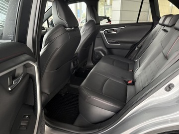 Toyota RAV4 V SUV Plug-In Facelifting 2.5 Hybrid Dynamic Force 306KM 2023 Toyota RAV4 2.5 Plug-In Hybrid Style 4x4 V (2018-), zdjęcie 13