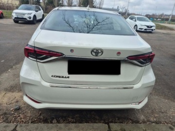 Toyota Corolla XII Sedan 1.5 VVT-i 125KM 2022 Toyota Corolla Toyota Corolla 1,5 BenzynaLPG Bogate Wyposazenie Zamiana, zdjęcie 9