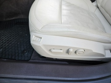 Opel Insignia I Sports Tourer 2.0 Turbo ECOTEC 220KM 2012 Opel Insignia Opłacona Zadbana Serwisowana, zdjęcie 15