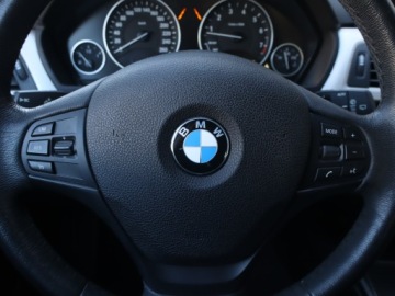 BMW Seria 3 F30-F31-F34 Gran Turismo Facelifting 2.0 330i 252KM 2019 BMW 3 330 i, Salon Polska, Serwis ASO, Automat, zdjęcie 18