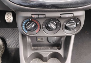 Opel Corsa E Hatchback 3d 1.2 Twinport 70KM 2015 Opel Corsa 2015r, 1.2 Benzyna. Uszkodzony. Poobijany. Jezdzi. 1.2 Benzyna, zdjęcie 15