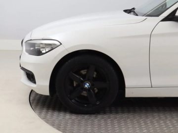 BMW Seria 1 F20-F21 Hatchback 5d Facelifting 2015 116d EfficientDynamics Edition 116KM 2016 BMW 1 116d, Klima, Klimatronic, Parktronic, zdjęcie 13