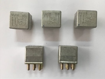 Реле Mercedes-Benz OE 0015420219