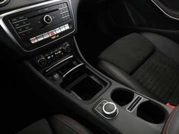 Mercedes CLA C117 Shooting Brake Facelifting 1.6 180 122KM 2017 Mercedes CLA 180 GRATIS! Pakiet Serwisowy o, zdjęcie 26