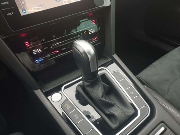 Volkswagen Passat B8 Variant Facelifting 2.0 TDI SCR 200KM 2022 Volkswagen Passat 2.0 TDI 200KM 4x4 DSG R Line Kamera Virtual Hak LED Matr, zdjęcie 21