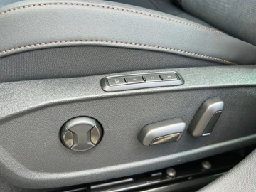 Cupra Leon II Hatchback Facelifting 1.5 eTSI MHEV 150KM 2026 Cupra Leon 1.5 eTSI 150 KM DSG, zdjęcie 29