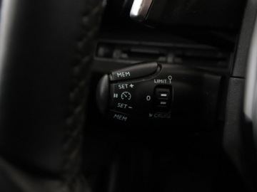 Peugeot 3008 II Crossover 1.2 PureTech 130KM 2020 Peugeot 3008 automat virtual cocpit klima auto, zdjęcie 34