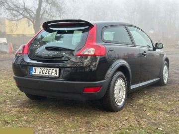 Volvo C30 Hatchback 3d 1.6 100KM 2009 Volvo C30 1.6 Momentum 100KM 2009r, zdjęcie 11