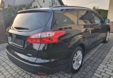 Ford Focus III Kombi Facelifting 1.0 EcoBoost 125KM 2014 Ford Focus Po oplatach Bezwypadkowe Zadbane Polecam Benzyna 125KM, zdjęcie 5
