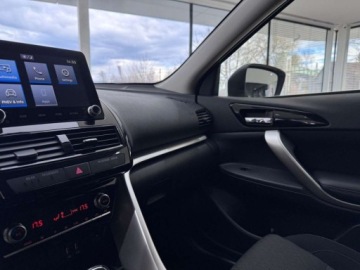 Mitsubishi Eclipse Cross SUV PHEV 2.4 188KM 2021 Mitsubishi Eclipse Cross Intense 4WD, Kamera cofania, 1 wlasciciel, FV 23, zdjęcie 26