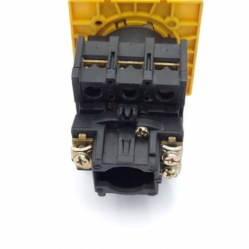 Выключатель выключателя P1-25 Moeller 25A 3P б/у