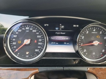 Mercedes Klasa E W213 2017 Mercedes-Benz Klasa E 2017 MERCEDES-BENZ E 300 4MATIC 2.0 Benzyna 241KM, zdjęcie 8