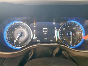 Chrysler Pacifica II 3.6 V6 291KM 2022 Chrysler Pacifica 2022r., Touring L, 3.6L, od ubezpieczalni 3.6 Benzyna, zdjęcie 10