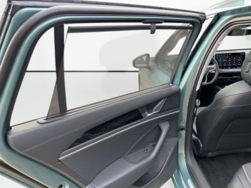 Volkswagen Passat B8 Variant Facelifting 2.0 TDI SCR 150KM 2025 Volkswagen Passat Variant 2.0TDI 150KM Elegance DSG SerwisASO Acc Matrix N, zdjęcie 11