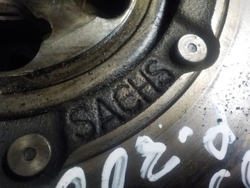 3008 308 508 5008 C4 C5 DS3 DS4 DS5 1.6 THP 12R 156KM 5FV KOLO DVOUHMOTNÉ