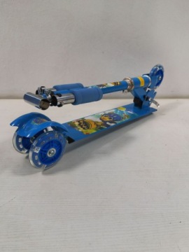 ДЕТСКИЙ МЕТАЛЛИЧЕСКИЙ ТРЕХКОЛЕСНЫЙ САМОКАТ В ПОДАРОК